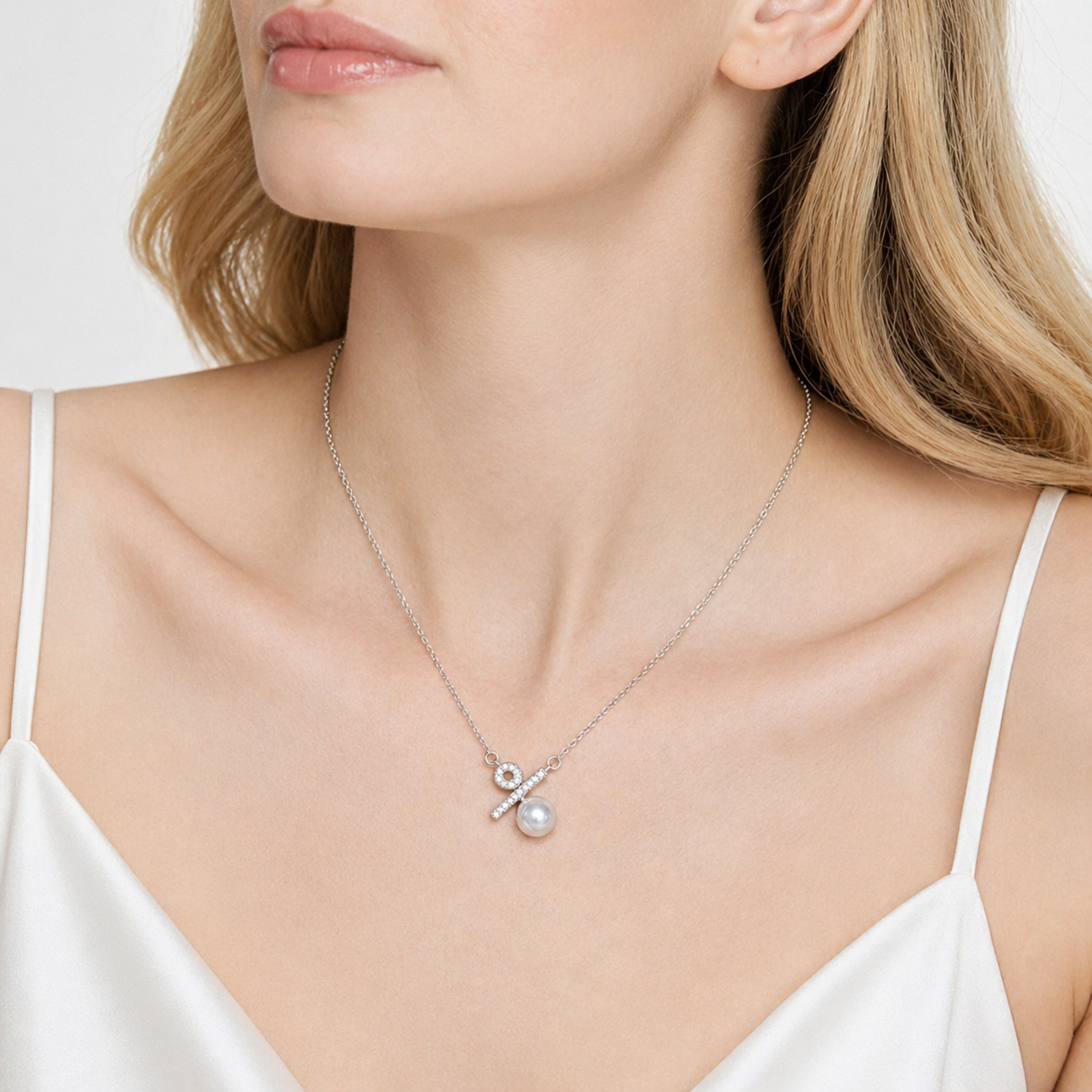 Akoya Pearl Pendant Necklace – Geometric Pearl Necklace with Diamond Accents
