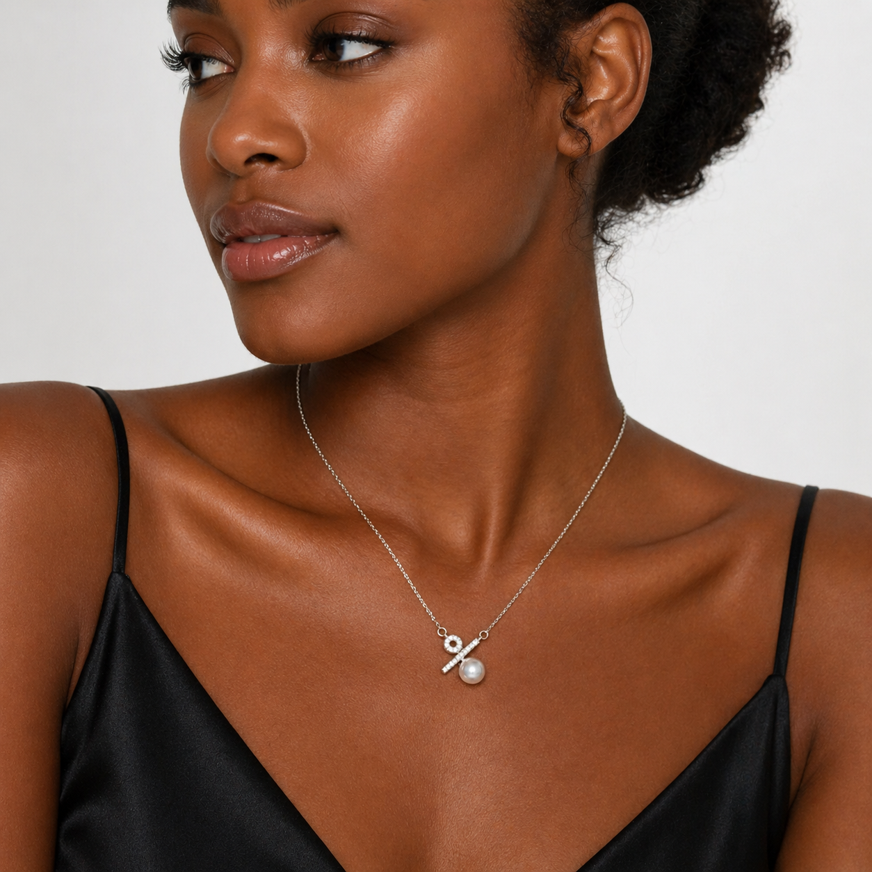 Akoya Pearl Pendant Necklace – Geometric Pearl Necklace with Diamond Accents